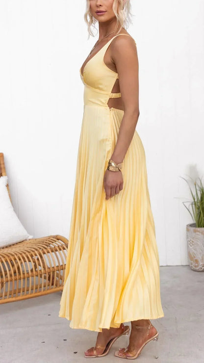 Yellow V-Neck Pleated Maxi Dress for Special Occasions